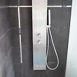 Apartment Secret Mama With Mobile Aircon, Including A Free Parking Space At 200 Meters