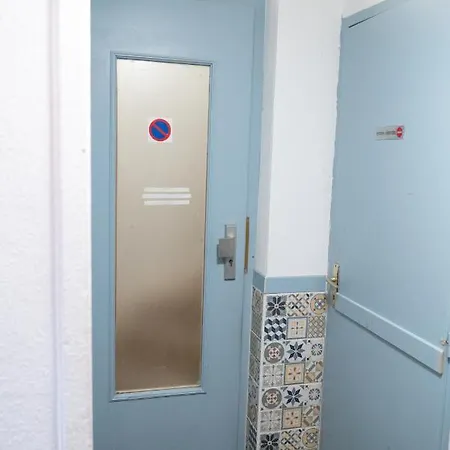 Secret Mama With Mobile Aircon, Including A Free Parking Space At 200 Meters * 콜마
