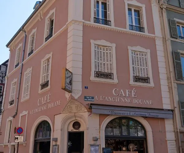 Secret Mama With Mobile Aircon, Including A Free Parking Space At 200 Meters Lejlighed